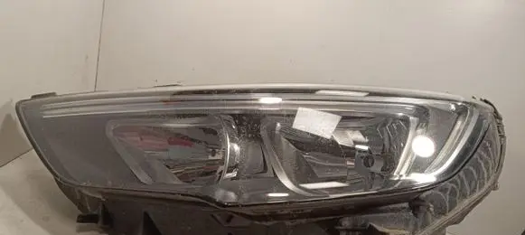 Opel Insignia B Headlight/headlamp 39050366