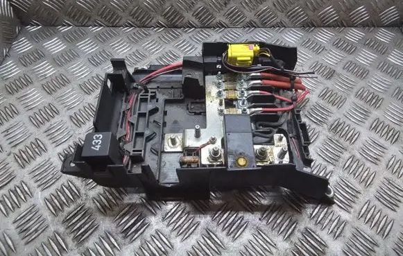 Volkswagen Touareg I Fuse box set 7L0937548