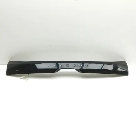 Peugeot 208 II Tailgate trim 9826944480