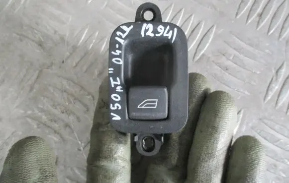 Volvo V50 Electric window control switch 30774163