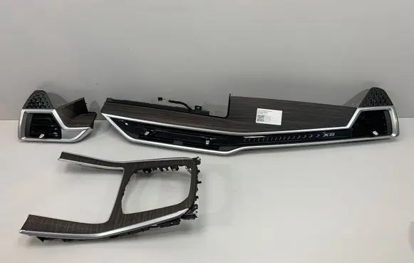 BMW X5 G05 Dash center air vent grill