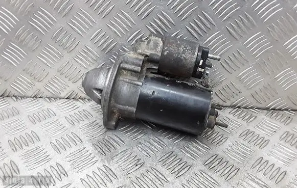 Audi A4 S4 B5 8D Starter motor 058911023b