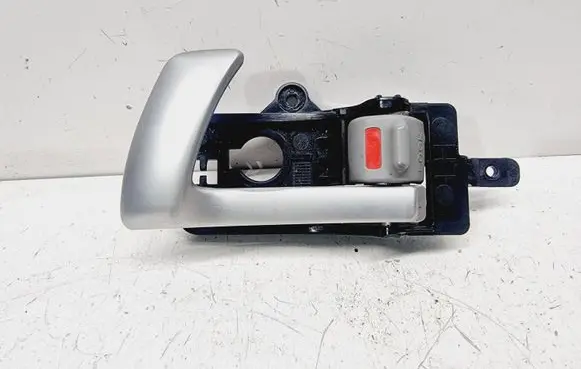 Hyundai Santa Fe Front door interior handle 82613CM000 826112B000J4