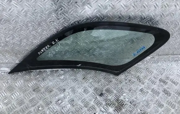 Nissan Almera Rear side window