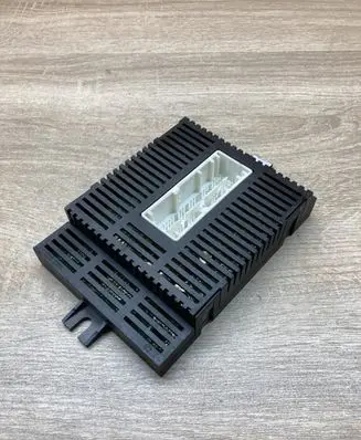 BMW 5 E60 E61 Light module LCM 9153272 532318829