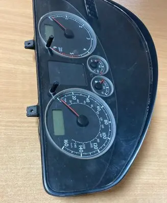 Volkswagen Sharan Speedometer (instrument cluster) 7M3920900F 1007010288 YM2110849AAC