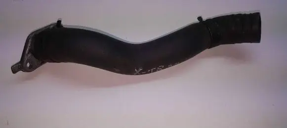 Nissan X-Trail T30 Engine coolant pipe/hose