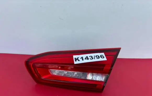 Ford Focus Rear/tail lights JX7B-13A602-VA
