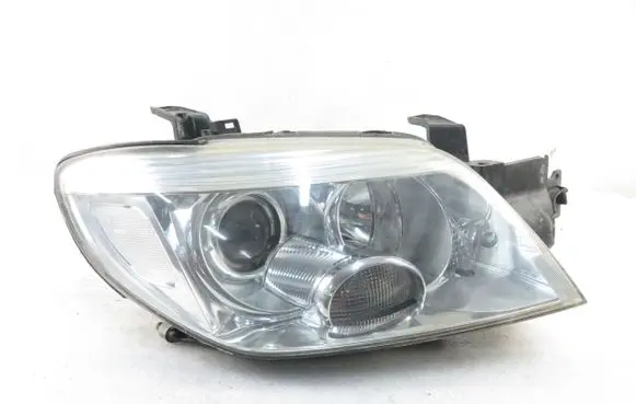 Mitsubishi Outlander Headlight/headlamp