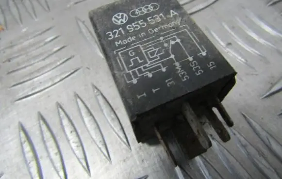 Volkswagen Transporter - Caravelle T4 Other relay 321955531a