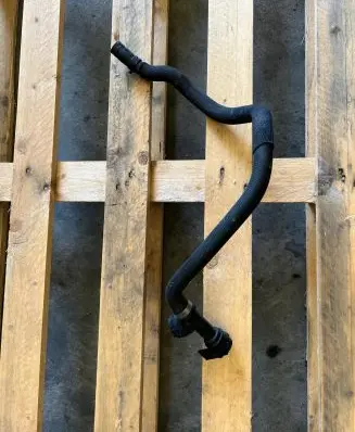 BMW 5 G30 G31 Engine coolant pipe/hose 8678497