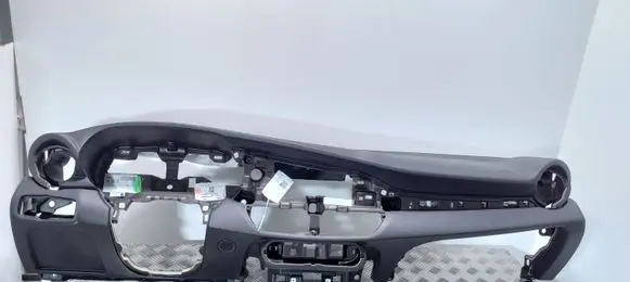 Alfa Romeo Giulia Dashboard