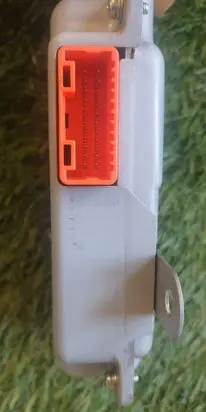 Toyota RAV 4 (XA40) Battery control module 8989248050
