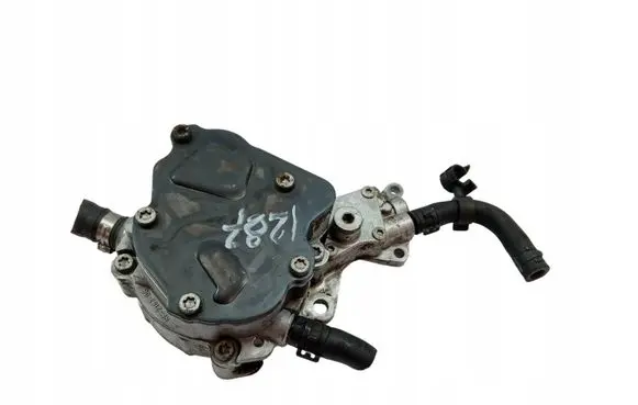 Volkswagen Bora Vacuum pump 038145209A