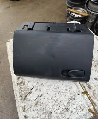 Volvo V40 Glove box set 8632803