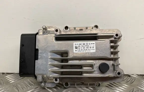 Mercedes-Benz E W212 Reducing agents exhaust control unit A6429005901 A1644460054 0281030109
