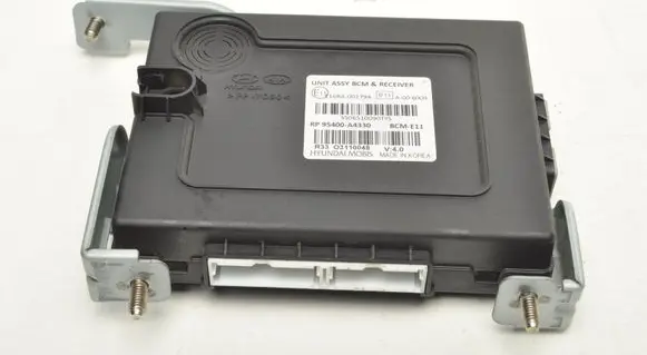 KIA Carens III Comfort/convenience module 95400A4330