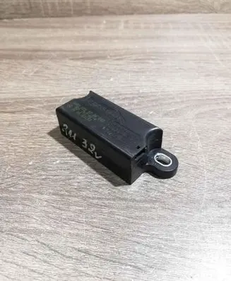 Mercedes-Benz CLS C219 Airbag deployment crash/impact sensor A0038200726Q02