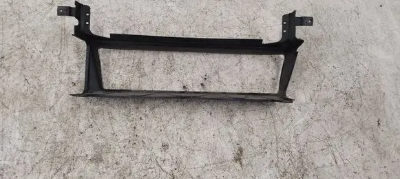 Volvo C30 Radiator cooling fan shroud 