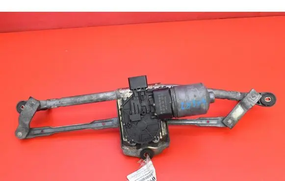 Citroen C5 Front wiper linkage and motor 0390241700