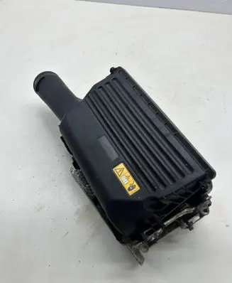 Mercedes-Benz C W205 Air filter box A2740901701 1701210875 1093173S02
