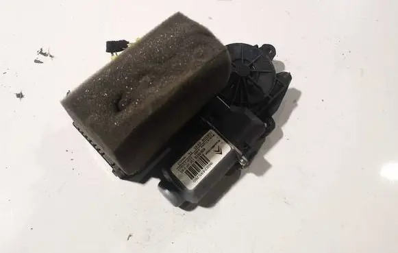 Citroen C4 I Picasso Front door window regulator motor 440804