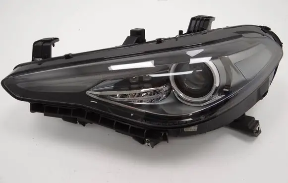 Alfa Romeo Giulia Headlight/headlamp 50547582 12G16T1