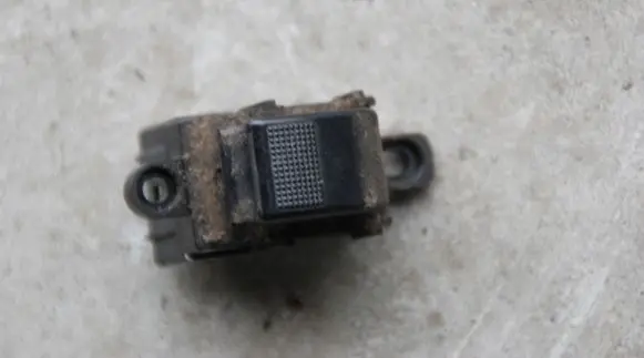 Ford Ranger Quarter vent window switch 