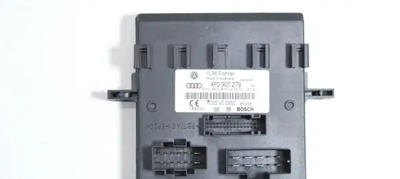 Audi Q7 4L Comfort/convenience module 4F0907279