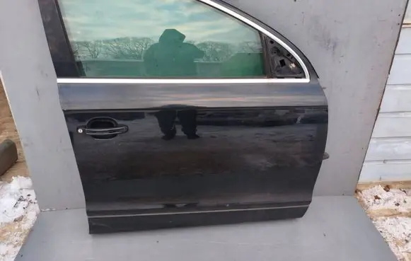 Audi Q7 4L Front door 4L0831312