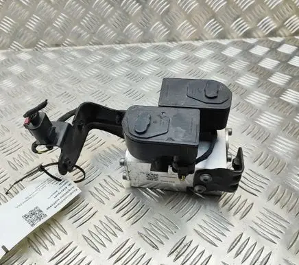 Audi e-tron Air conditioning (A/C) expansion valve 4KE816102A