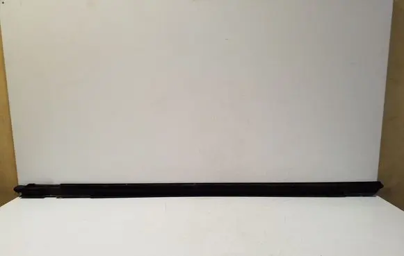 Audi TT TTS Mk2 Front door glass trim molding 8J0837478C