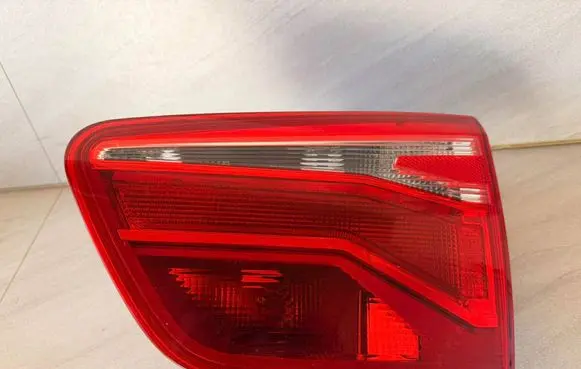 Seat Alhambra (Mk2) Tailgate rear/tail lights 7N5945094G