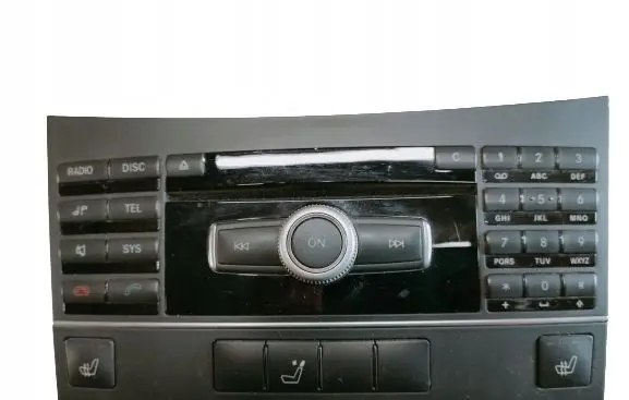 Mercedes-Benz CLK AMG A208 C208 Radio/CD/DVD/GPS head unit A2129004910