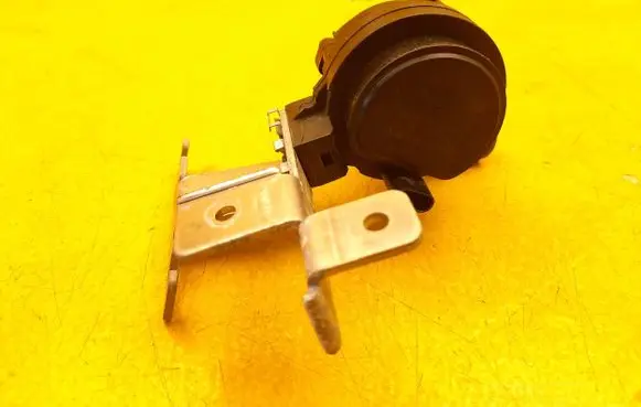 Citroen ID-DS Serie Water pump 9823813380