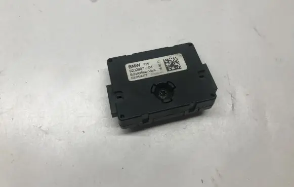 BMW X3 F25 Aerial antenna filter 9202997