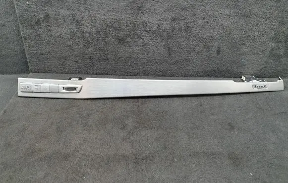 Audi A8 S8 D3 4E Dashboard glove box trim 4H1853174 4H1959674R 4H0820911B