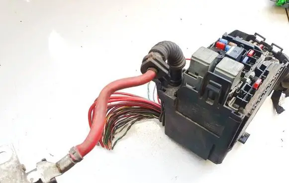 Volvo S80 Fuse box set 6g9t14a076ma 6g9t-14a076-ma