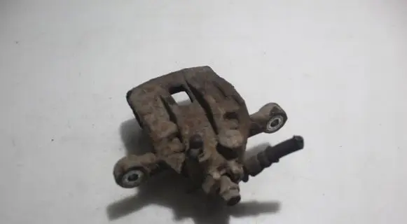 Hyundai i30 Rear brake caliper