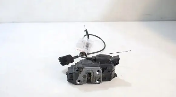 Renault Modus Front door lock