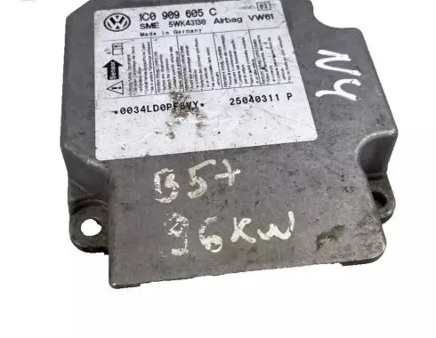 Volkswagen PASSAT B5.5 Airbag control unit/module 1C0909605C