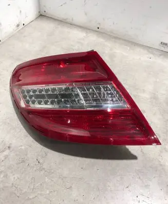 Mercedes-Benz C W204 Rear/tail lights 2048201964