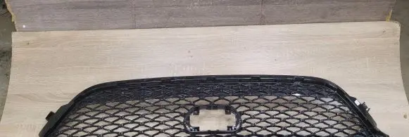 Chrysler Pacifica Front bumper lower grill 6WF63TRMAB