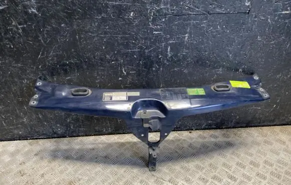 Mercedes-Benz S W140 Radiator support slam panel bracket 