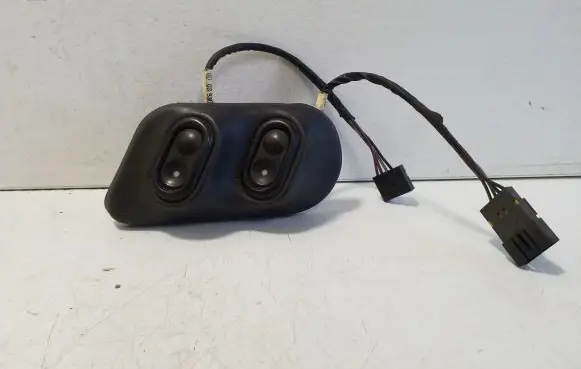 Opel Tigra A Electric window control switch 90482203 90431869