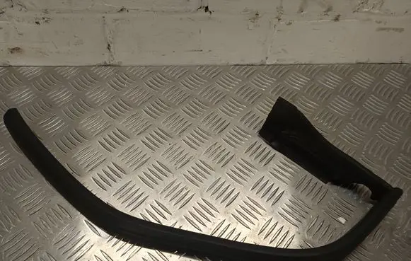 Mercedes-Benz E W212 Engine compartment rubber A2126280598