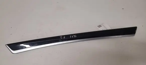 BMW 5 F10 F11 Front door trim bar 9171782
