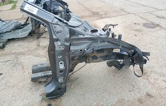 Honda CR-V Front quarter panel 