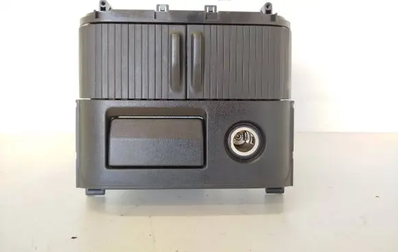 Nissan X-Trail T30 Glove box 68108EQ400