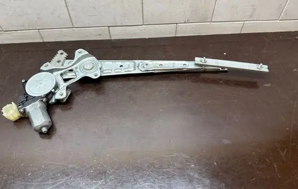 Renault Koleos II Rear door window regulator with motor 827311BA0A 2621004660